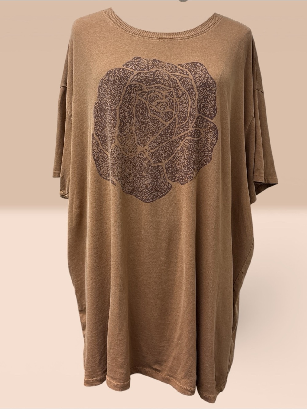 *Like New* FESTI Women's Oversized Short Sleeve Tee with Rose Graphic - Brown